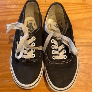 Vans boys skate shoes black